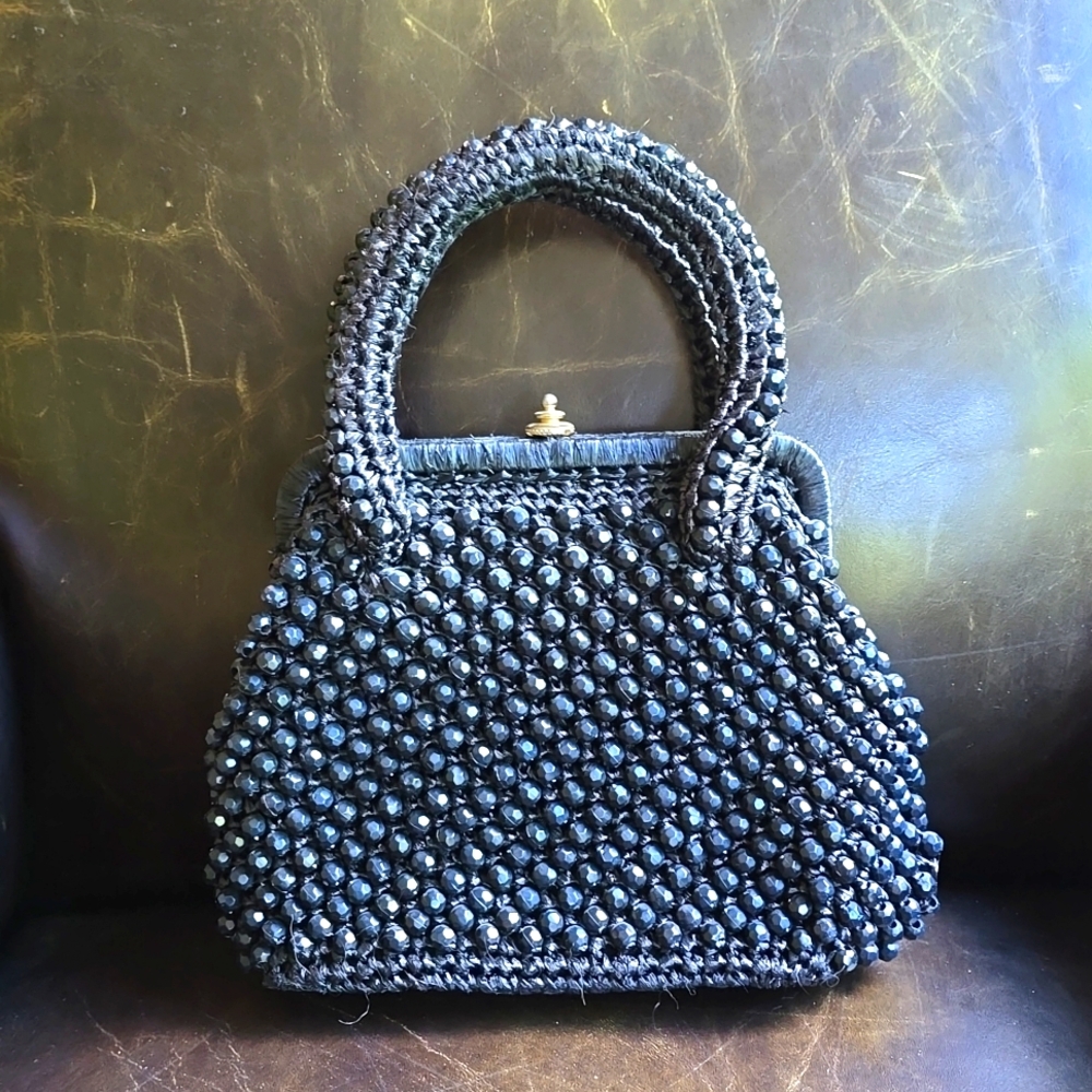 Beaded raffia bag